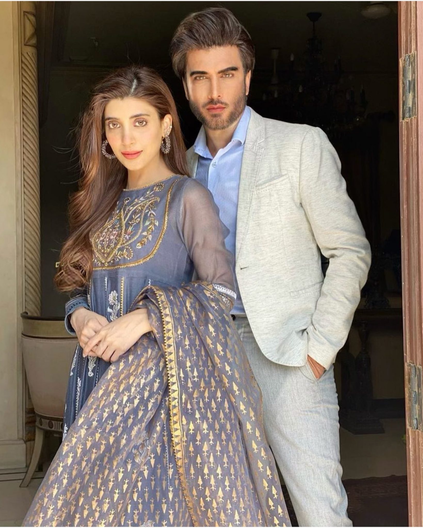 Imran Abbas & Urwa Hocane pair up for Amanat - Niche